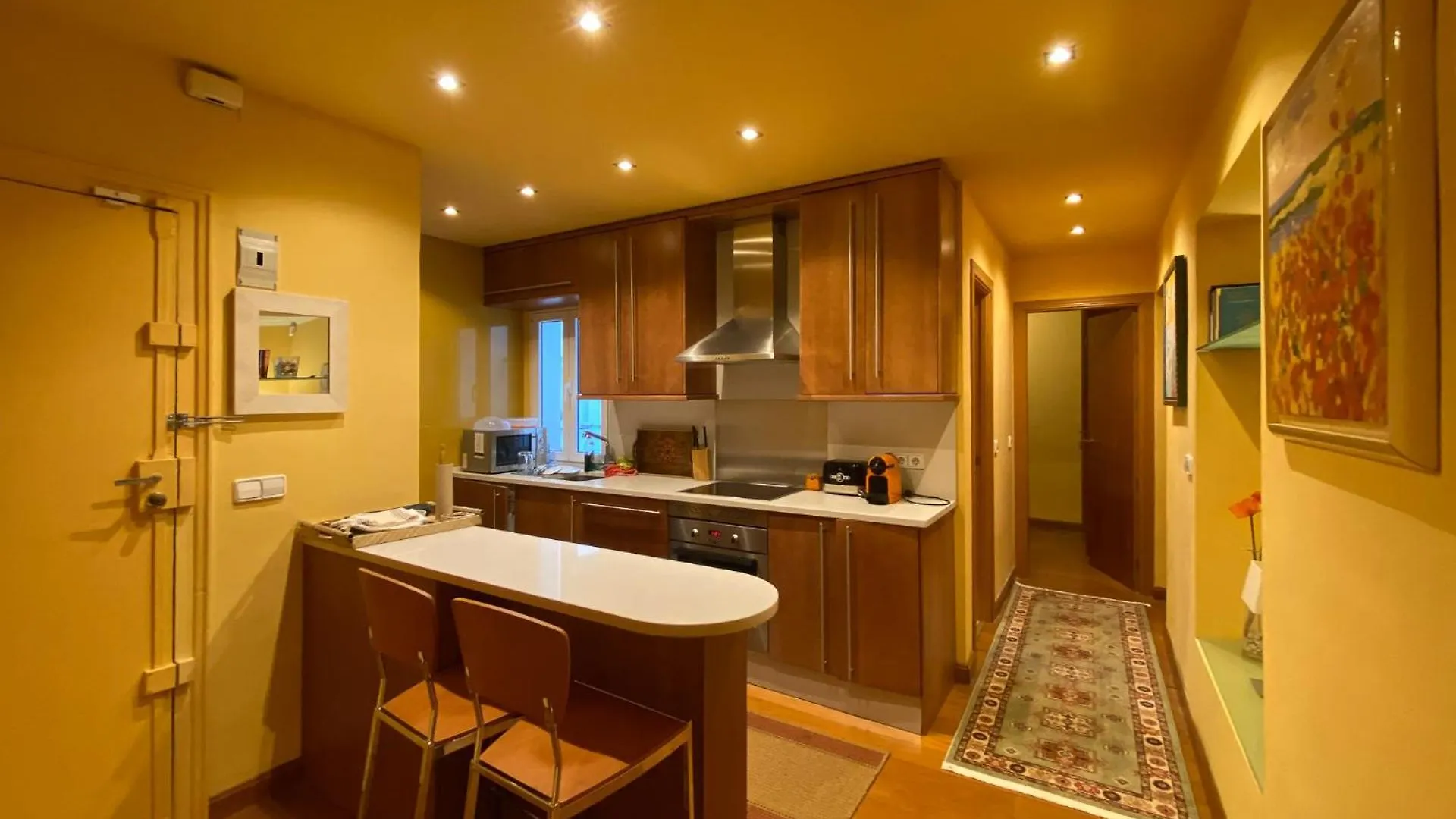 Cozy Flat In Central Madrid With Garage Apartment