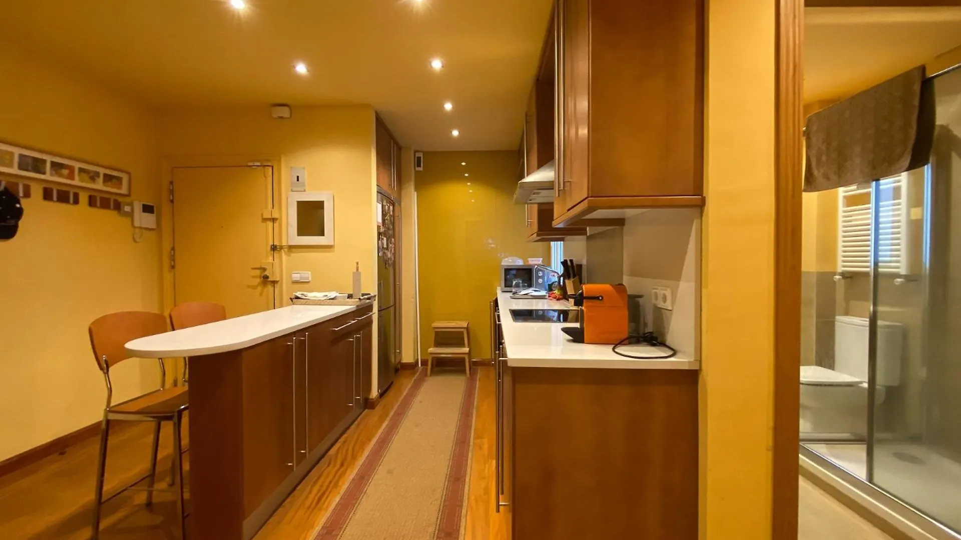 Cozy Flat In Central Madrid With Garage Apartment