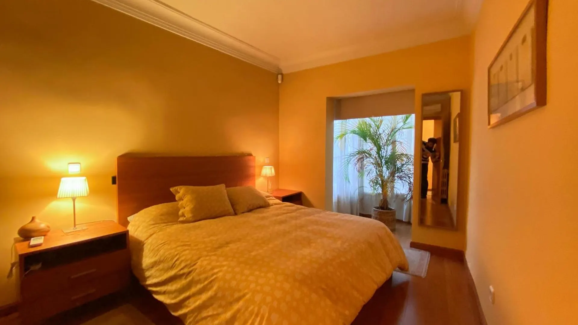 Cozy Flat In Central Madrid With Garage Apartment